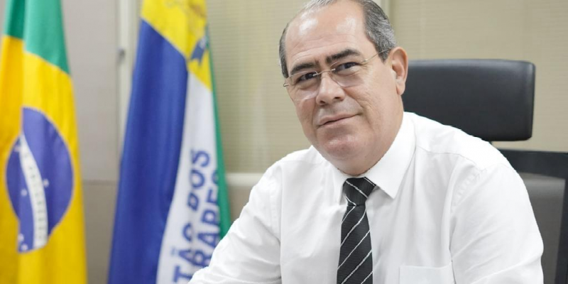 Mano Medeiros anuncia antecipação salarial e grandes investimentos