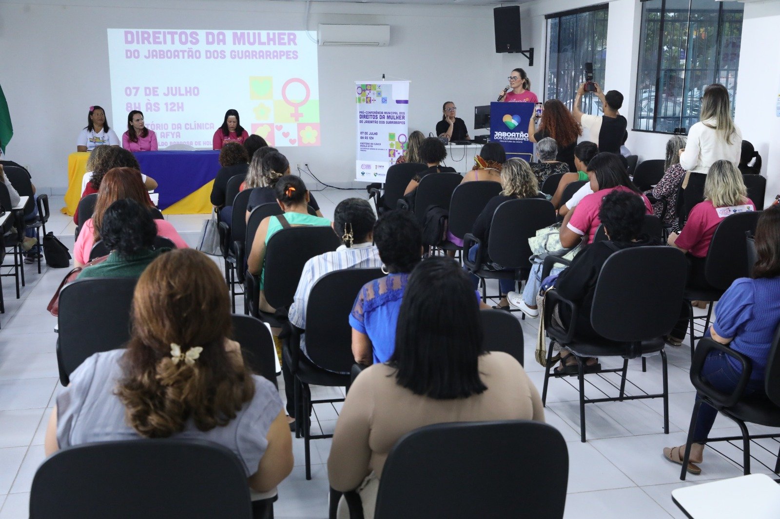 Jaboatão dos Guararapes promove debate sobre direitos da Mulher