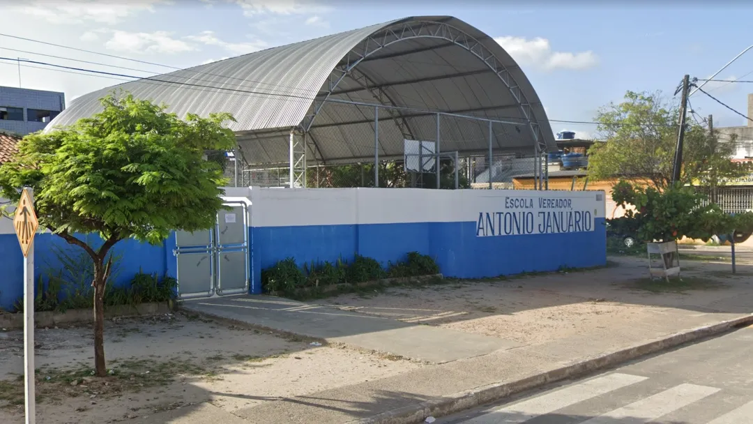 Lei autoriza uso gratuito de quadras escolares pela comunidade em Jaboatão